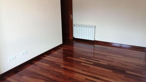 Photo 5 of Flat for sale in Street Calle Daoiz y Velarde, 33, Los Corrales de Buelna , Cantabria
