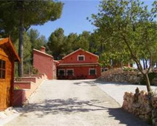 Vista exterior de Finca rústica en venda en Banyeres de Mariola amb Aire condicionat, Terrassa i Balcó