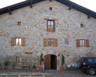 Vista exterior de Finca rústica en venda en Donamaria amb Terrassa i Piscina