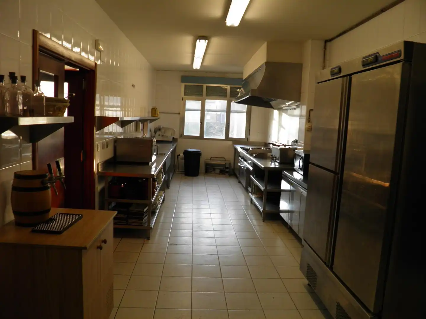 Local en venta en Avenida Castilla y León, 4, Velilla del Río Carrión Cocina de Local en venta en Velilla del Río Carrión