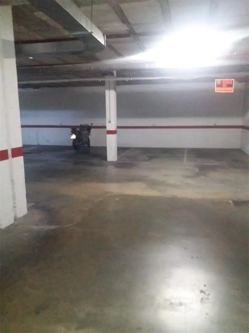 Aparcament de Garatge en venda en Alcalá de Guadaira