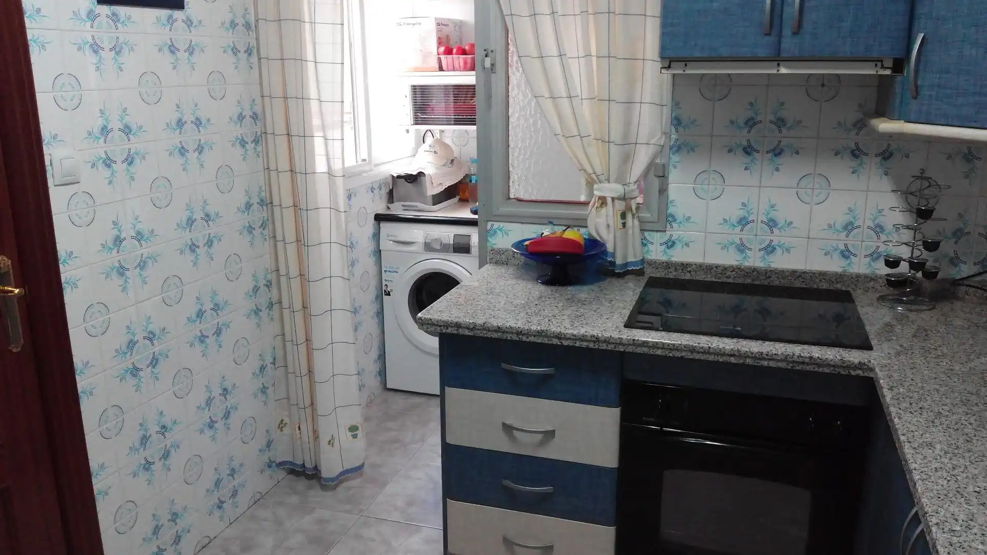 Flat for sale in Plaza Independencia, 2, Villanueva Mesía Kitchen of Flat for sale in Villanueva Mesía with Air Conditioner, Furnished and Oven