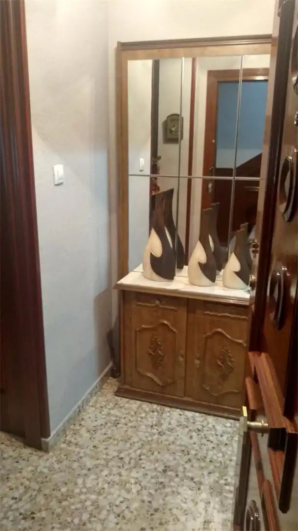 Flat for sale in Plaza Independencia, 2, Villanueva Mesía Flat for sale in Villanueva Mesía with Air Conditioner, Furnished and Oven