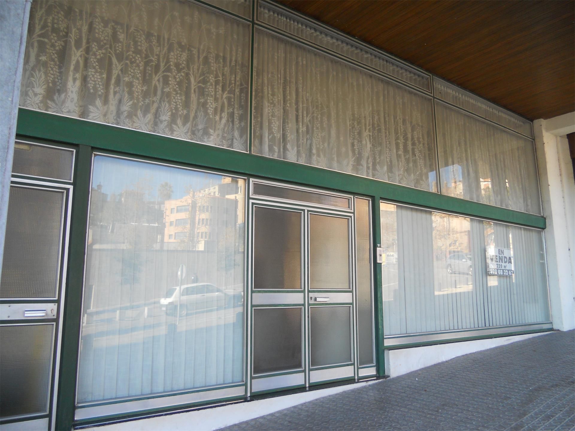 Industrial buildings for sale in Manresa