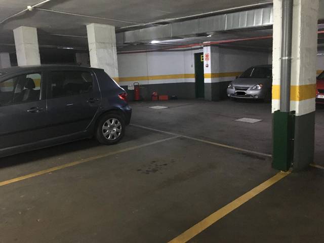 Garaje en Venta en Avenida de los Arces, 12 en Palomas