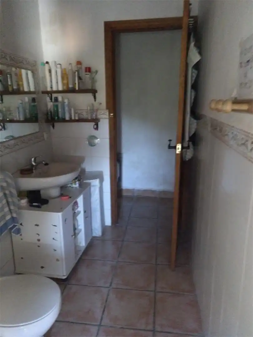 Finca rústica en venta en Segura de la Sierra Baño de Finca rústica en venta en Segura de la Sierra con Aire acondicionado, Calefacción y Trastero