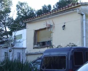 Vista exterior de Casa o xalet en venda en Bonastre amb Traster, Piscina i Microones