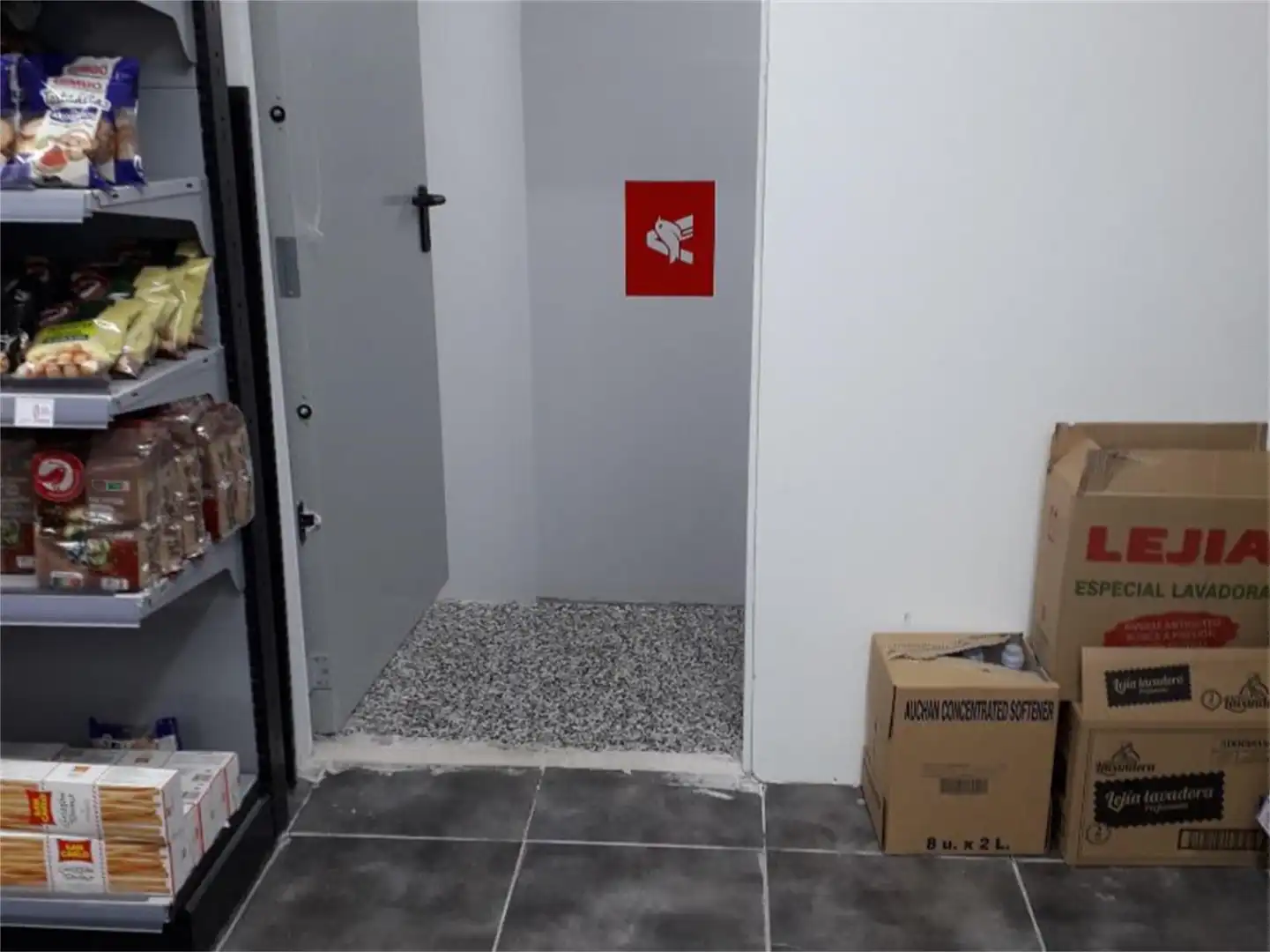 Local en venta en Carrer de Móra d'Ebre, 37, El Coll Local en venta en Barcelona