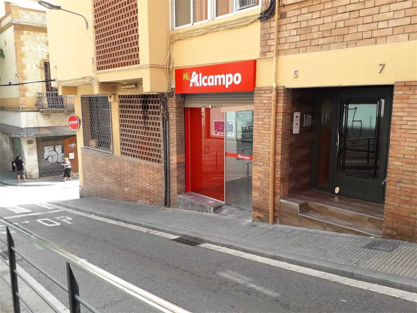 Local en venta en Carrer de Móra d'Ebre, 37, El Coll Local en venta en Barcelona