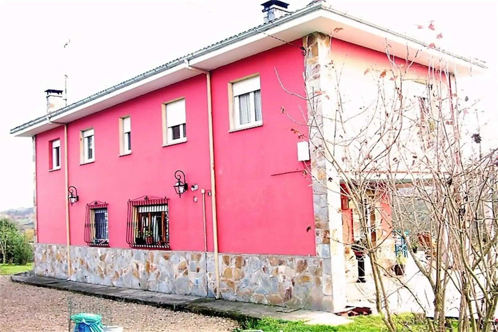Houses for sale in Piloña Exterior view of Houses for sale in Piloña with Heating, Private garden and Parquet flooring