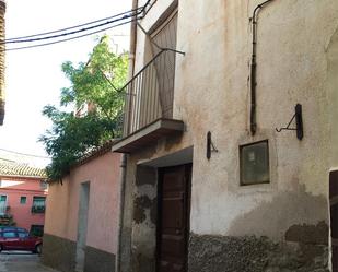 Vista exterior de Casa adosada en venda en Gotor amb Jardí privat, Terrassa i Balcó