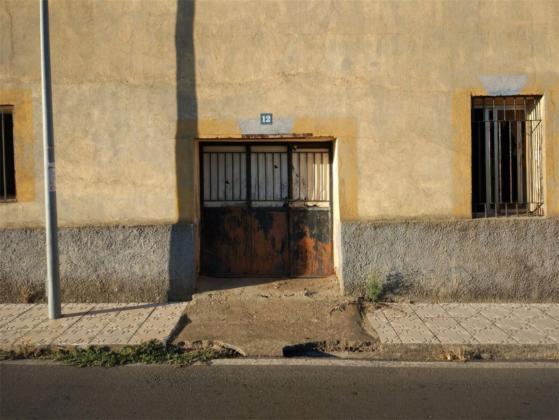 Vista exterior de Local en venda en Retuerta del Bullaque