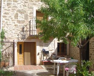 Terrasse von Country house zum verkauf in Sienes mit Balkon