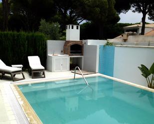 Swimming pool of House or chalet for sale in Conil de la Frontera  with Air Conditioner, Terrace and Swimming Pool