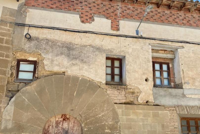 Foto 1 de Casa adosada en venda a Carretera Ibeca, 5, Siétamo, Huesca