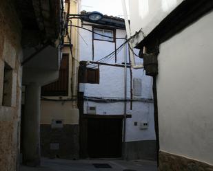 Vista exterior de Casa adosada en venda en Aldeanueva de la Vera