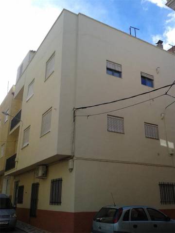 Casa adosada en venta en calle barcelona, 3 de tíj
