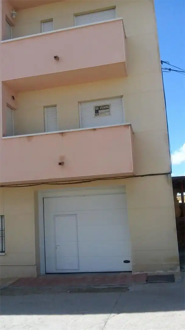 Pis en venda a Calle San Vicente, 15, Pulgar Vista exterior de Pis en venda en Pulgar amb Calefacció, Parquet i Terrassa