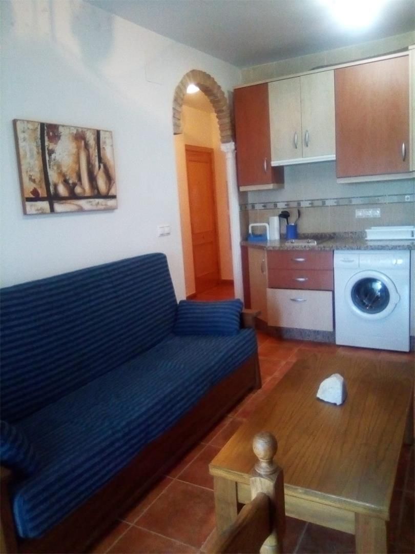 Sala d'estar de Pis en venda en Sierro amb Calefacció, Piscina i Moblat