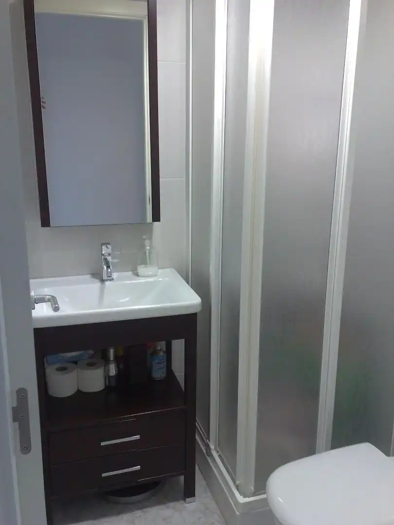 Baño de Piso de alquiler en El Vendrell con Aire acondicionado, Calefacción y Terraza