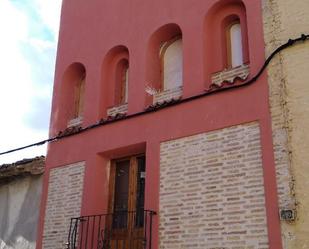 Exterior view of Single-family semi-detached for sale in Monzón  with Terrace, Storage room and Balcony