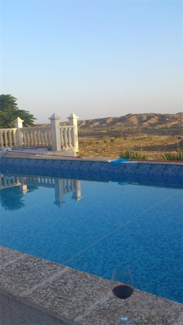 Finca rústica en venta en La Alcoraya, Alicante | fotocasa