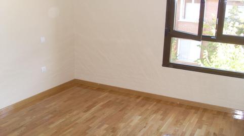 Foto 4 de Dúplex en venda a Calle Murcia, 74, Flores de Sil - La Placa, León