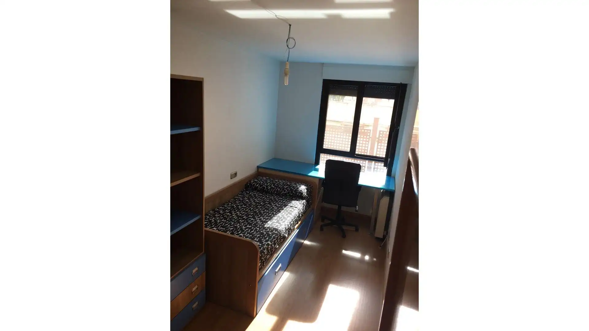 Habitación de Piso en venta en Arapiles con Calefacción, Parquet y Amueblado