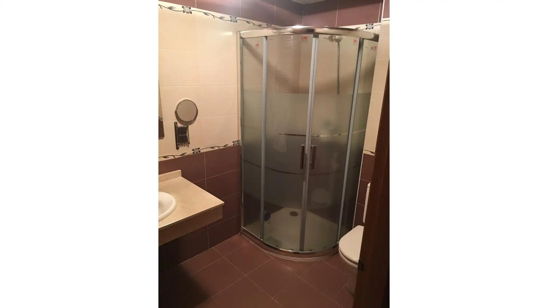 Baño de Piso en venta en Arapiles con Calefacción, Parquet y Amueblado