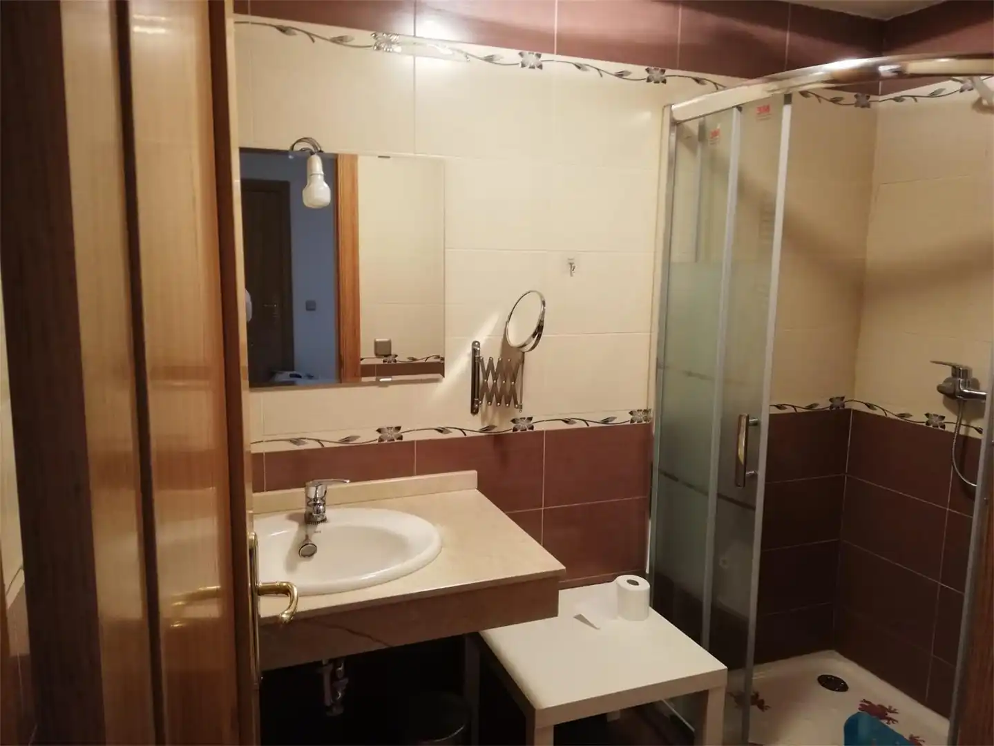 Baño de Piso en venta en Arapiles con Calefacción, Parquet y Amueblado