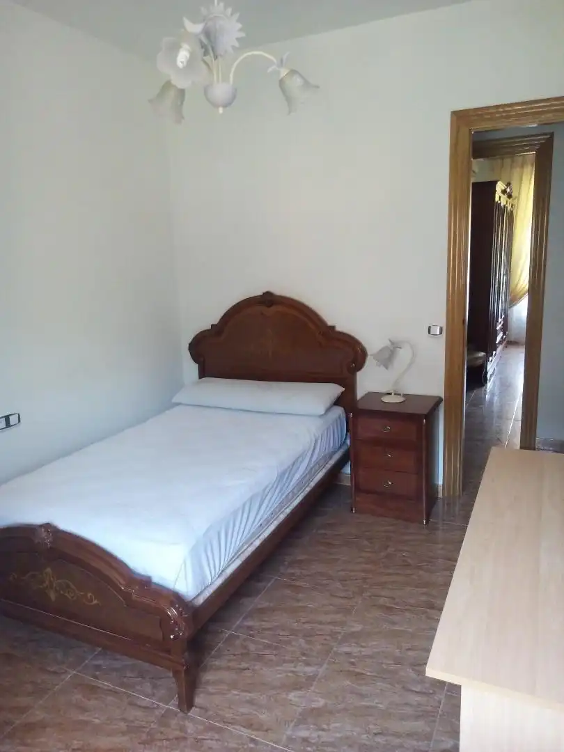 Bedroom of Flat for rent in La Puerta de Segura  with Air Conditioner, Terrace and Storage room