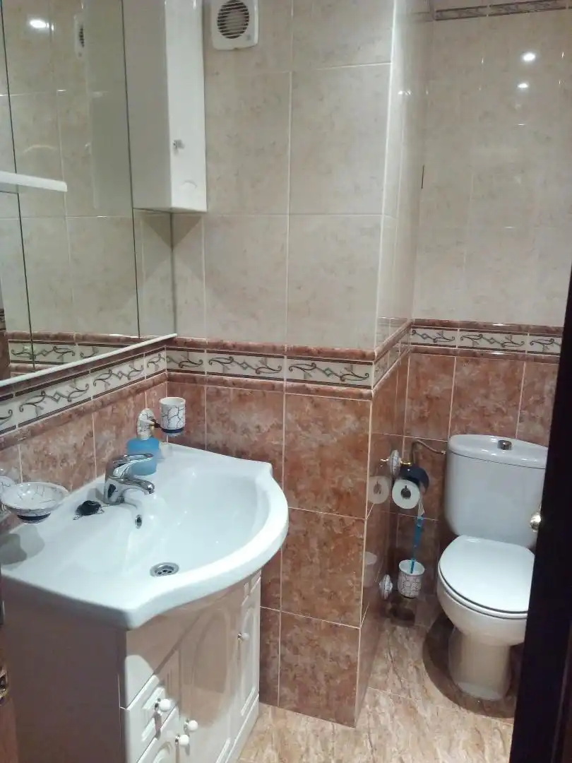 Bathroom of Flat for rent in La Puerta de Segura  with Air Conditioner, Terrace and Storage room
