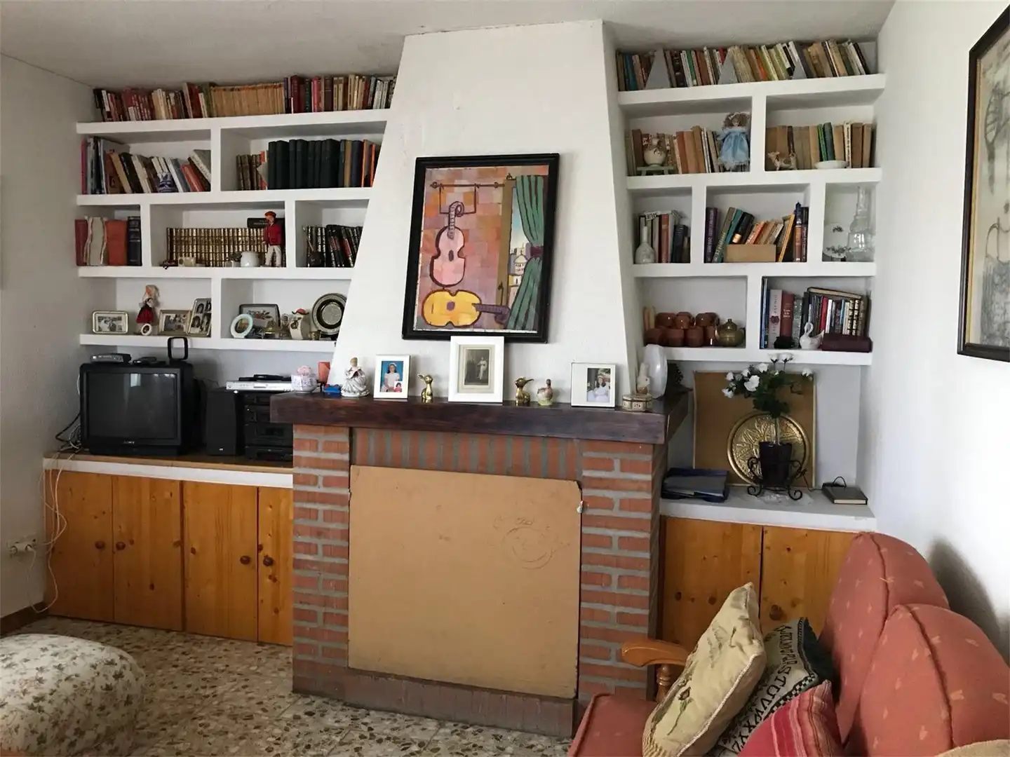 Casa o chalet en venta en Fontiveros Sala de estar de Casa o chalet en venta en Fontiveros con Jardín privado, Terraza y Amueblado