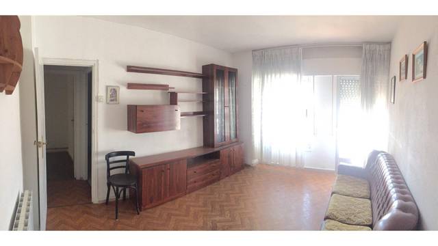 Piso en Venta en Principe de Asturias, 39 en Las Viñas