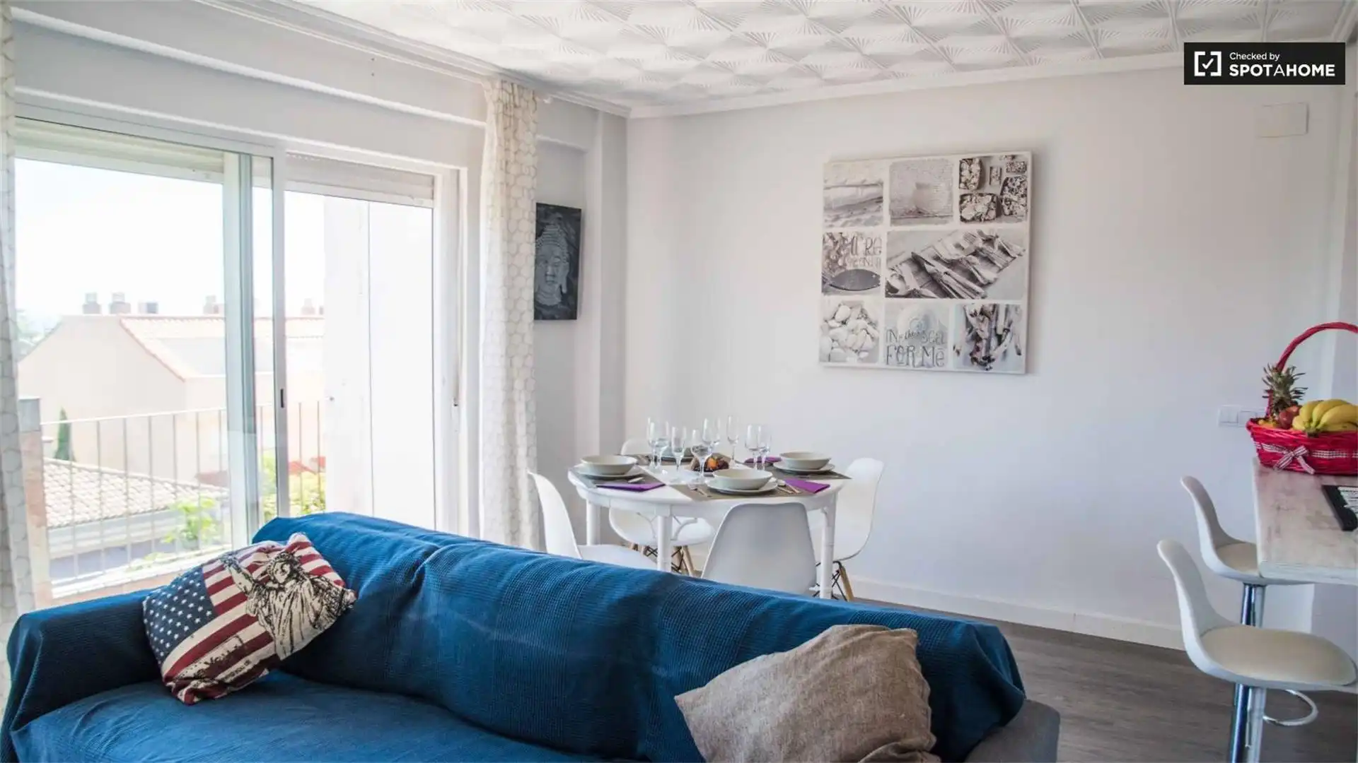 Zimmer in Calle de Cavite, 58, La Malva-rosa Schlafzimmer von Wohnung zur untervermieten in Valencia mit Klimaanlage, Heizung und Parkett