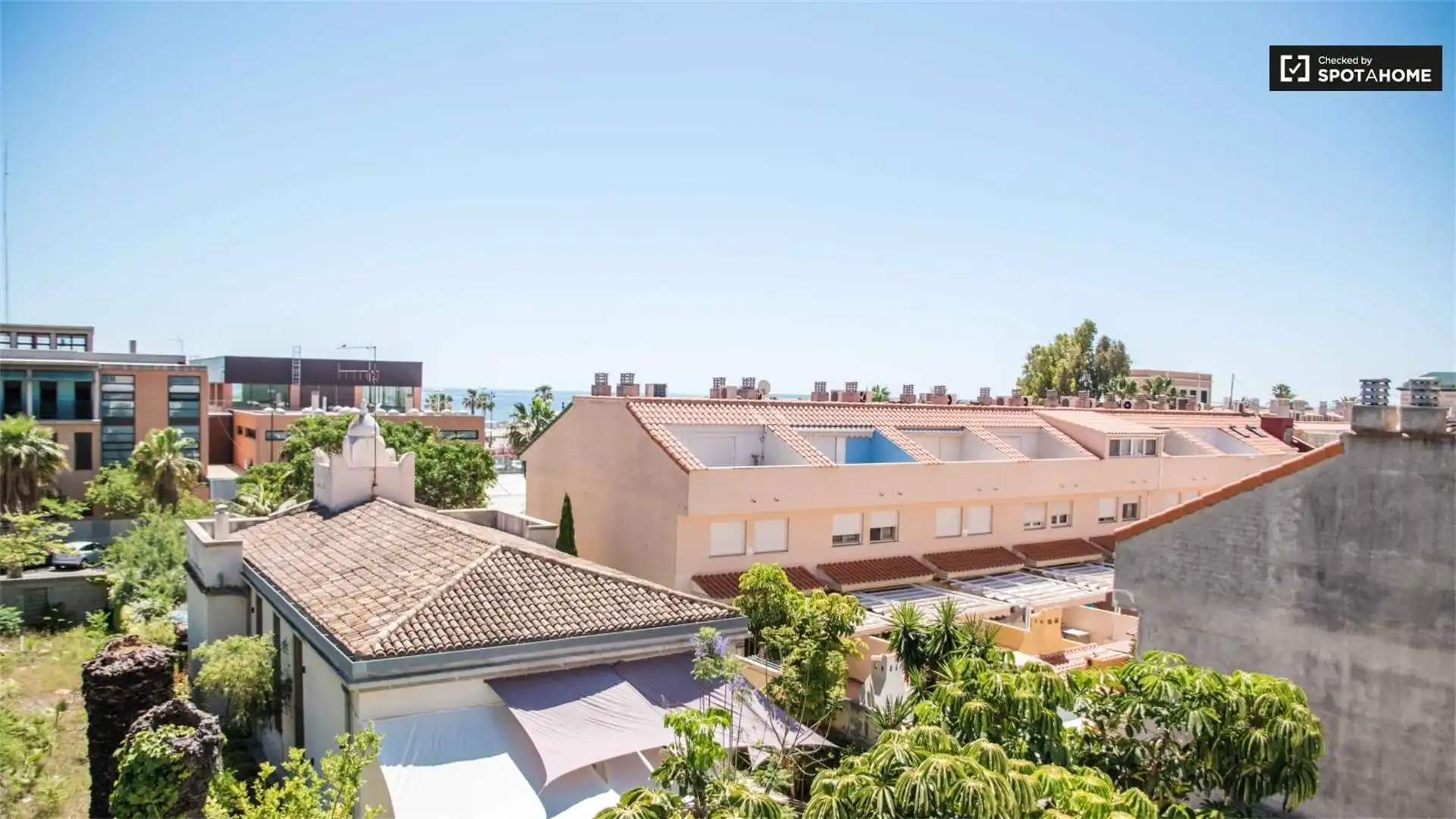 Zimmer in Calle de Cavite, 58, La Malva-rosa Außenansicht von Wohnung zur untervermieten in Valencia mit Klimaanlage, Heizung und Parkett