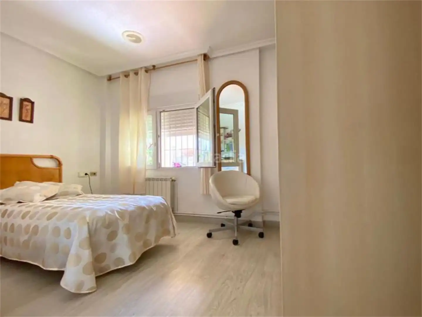 Casa o chalet en venta en Calle Mar Jónico, 6, La Veleta Habitación de Casa o chalet en venta en Torrevieja con Terraza, Piscina y Balcón