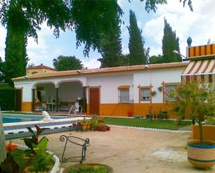 Garden of House or chalet to rent in Aznalcázar  with Air Conditioner and Swimming Pool