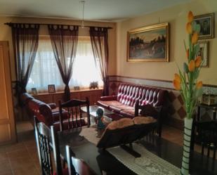 Living room of Single-family semi-detached for sale in Santibáñez el Bajo