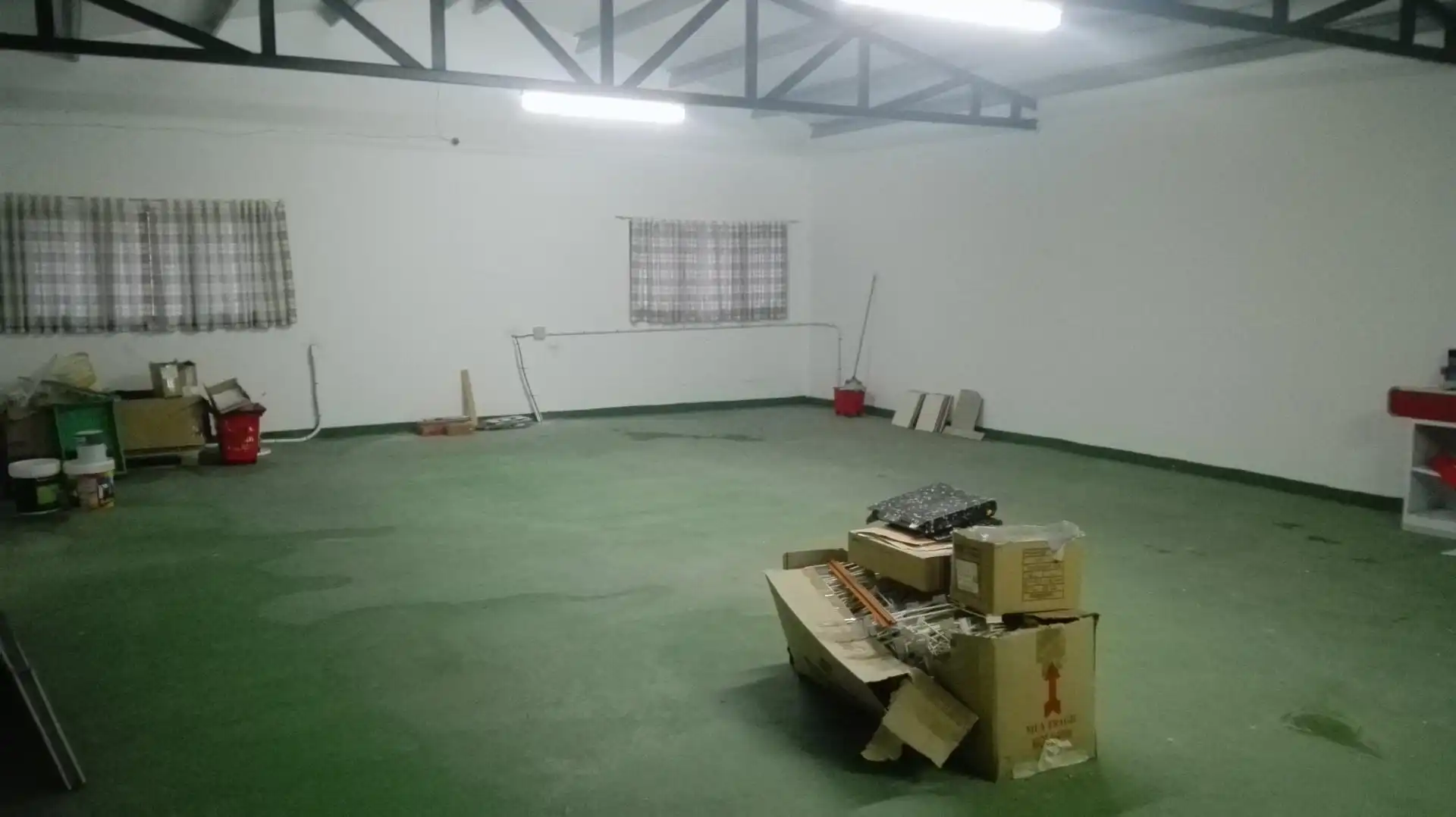 Local en venta en Calle Belmonte, 12, La Alberca de Záncara Local en venta en La Alberca de Záncara con Aire acondicionado y Calefacción