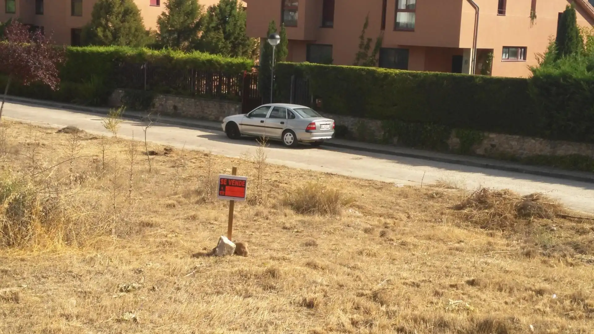 Bebaubares Gelände zum Verkauf in Avenida Víctor Barbadillo, 19, Covarrubias Bebaubares Gelände zum Verkauf in Covarrubias