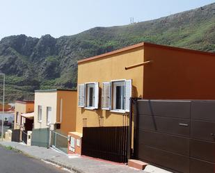 Exterior view of Single-family semi-detached for sale in Breña Alta