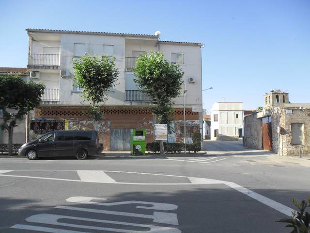 Local comercial en Venta en Avenida de la Soledad, 2 en Casatejada