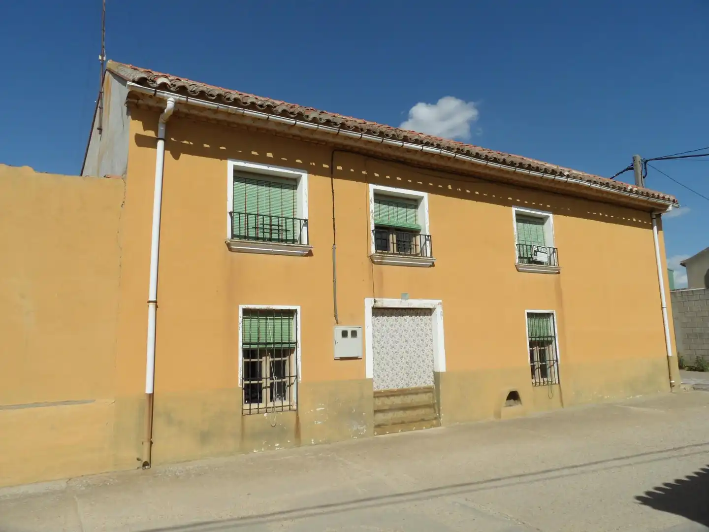 Detached homes for sale in Calle Afueras, 5, Villanueva del Campo Exterior view of Detached homes for sale in Villanueva del Campo with Storage room