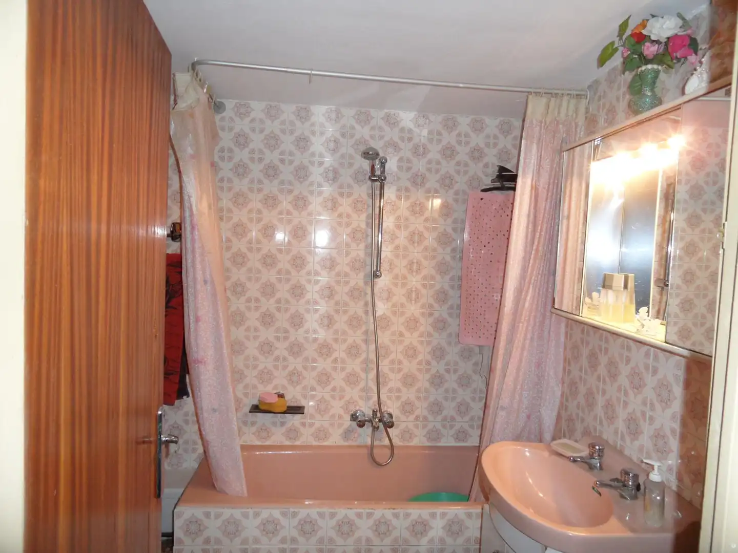 Detached homes for sale in Calle Afueras, 5, Villanueva del Campo Bathroom of Detached homes for sale in Villanueva del Campo with Storage room