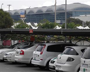 Parkplatz von Garage miete in La Canonja