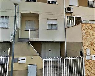 Vista exterior de Casa adosada en venda en Plasencia amb Aire condicionat