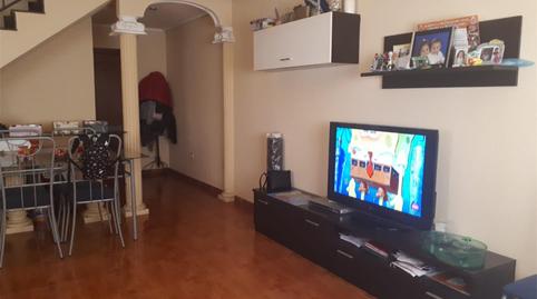 Foto 3 de Casa adosada en venda a Calle Jean Paul Sartre, 33, Zona Norte - Hospital - Urbanizaciones, Cáceres