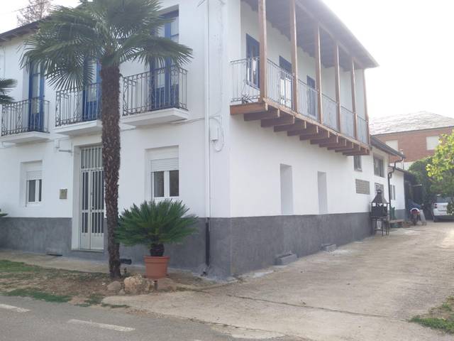 Casa adosada en Venta en Rubiá