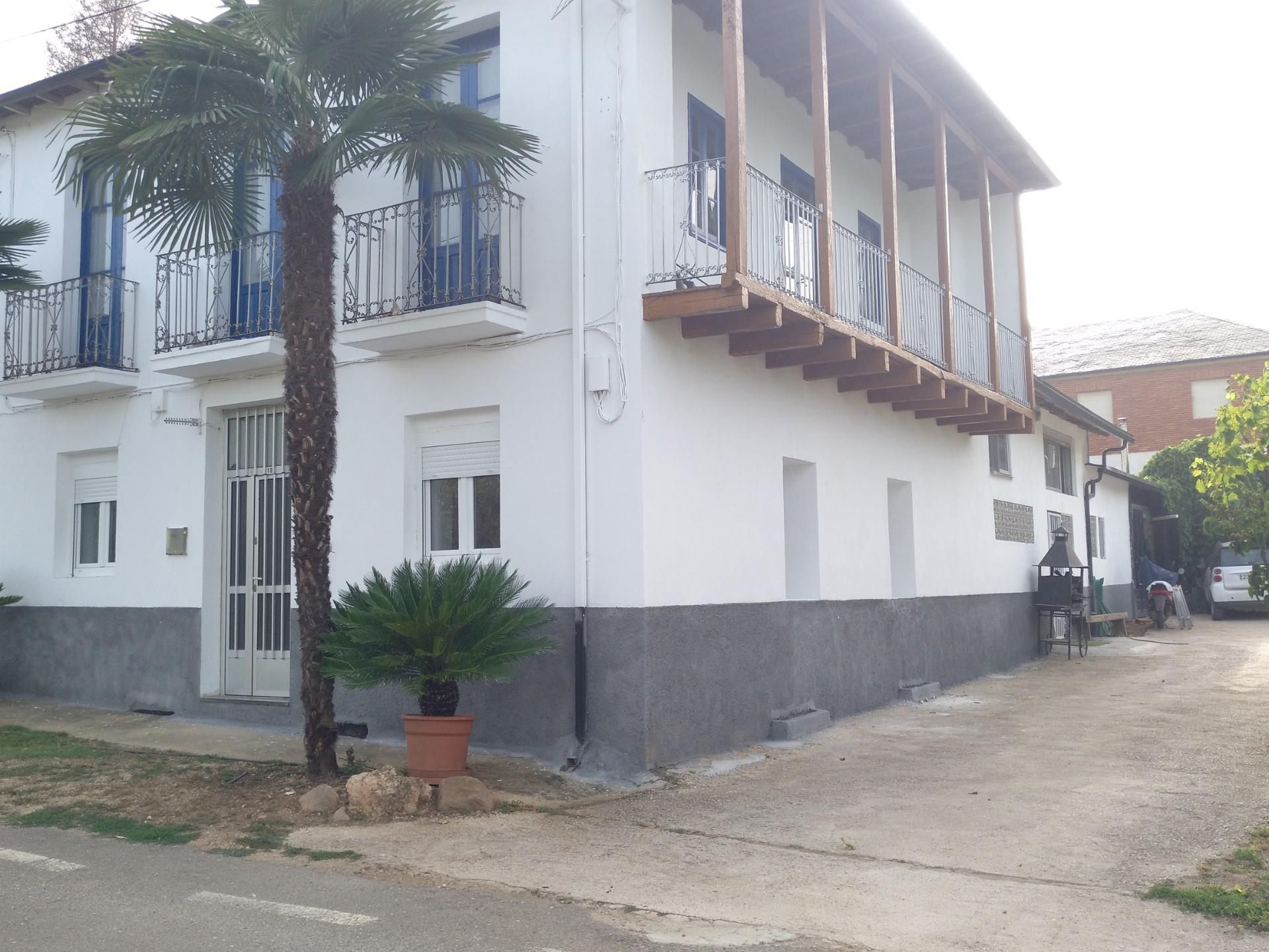 Exterior view of Single-family semi-detached for sale in Rubiá  with Heating, Private garden and Parquet flooring